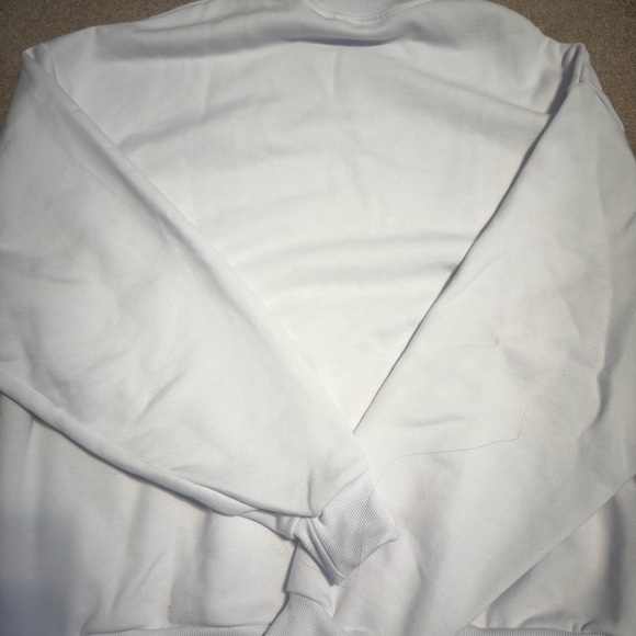 NWT: ALO White Sweatshirt - M - Picture 3 of 4
